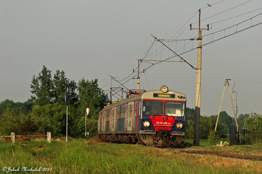 253.