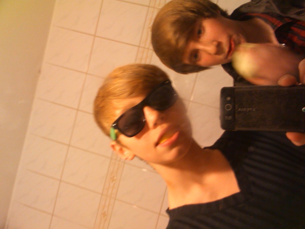 Jabko ; p 