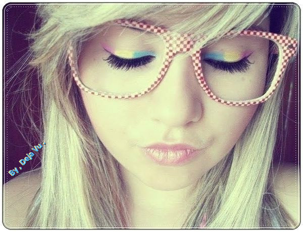 Blond ; 3