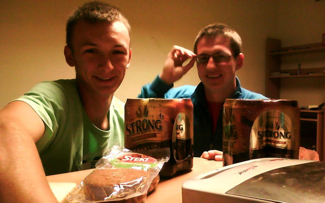INTERNAT :D