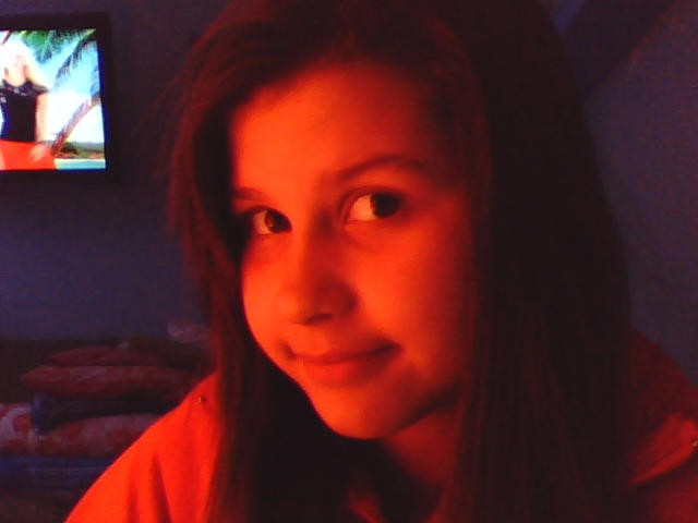 MeE . < 3 OO