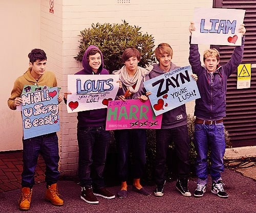 One direction  < 3 