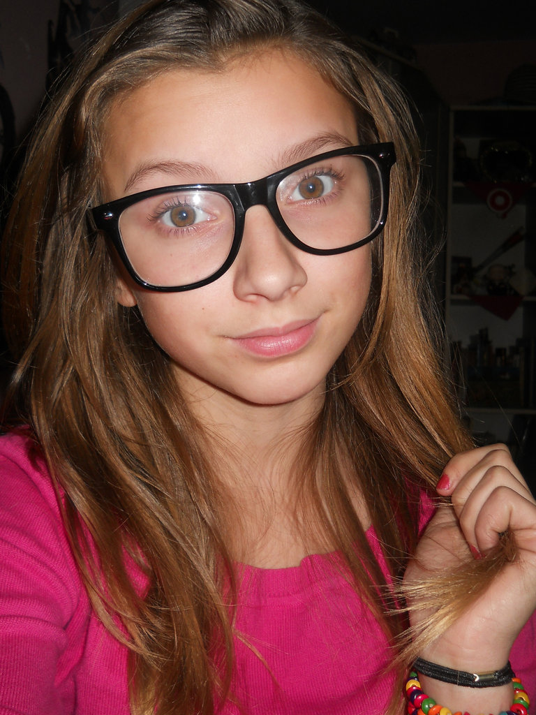 ` H ? ; |