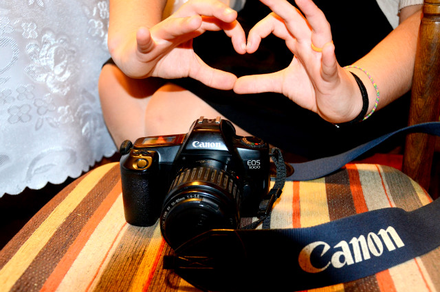 CANON . 
