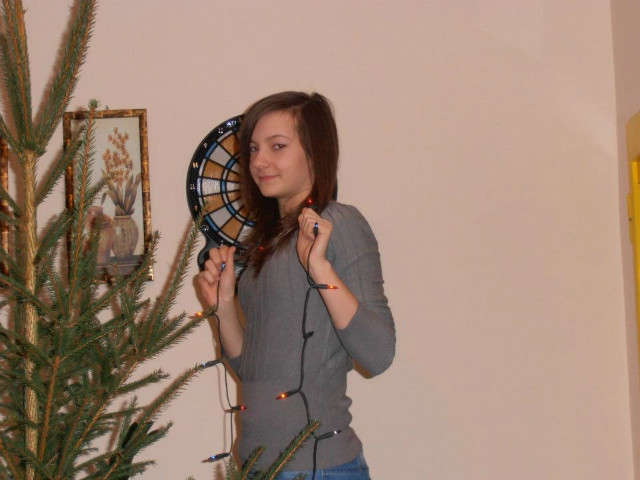 Ubieranie choinki z Moniczk :*