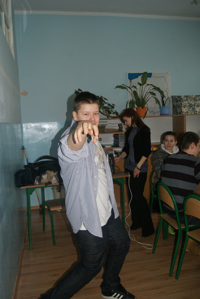 kazdyinnywszyscyrowni