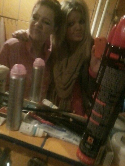 Wik toria ; 3