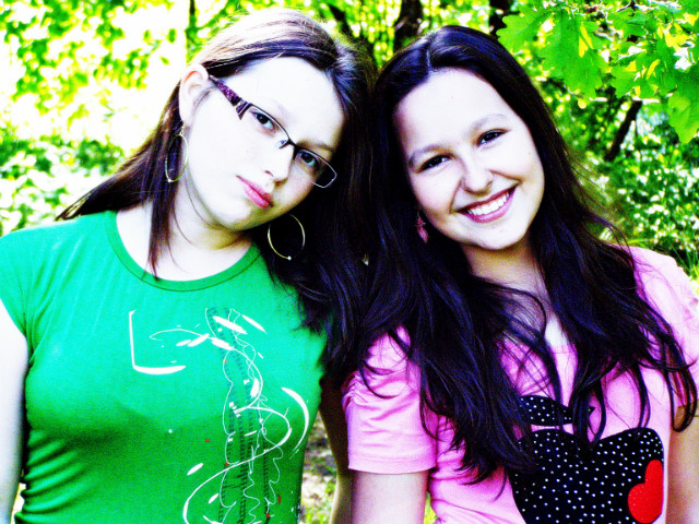 Nikolaa ;***