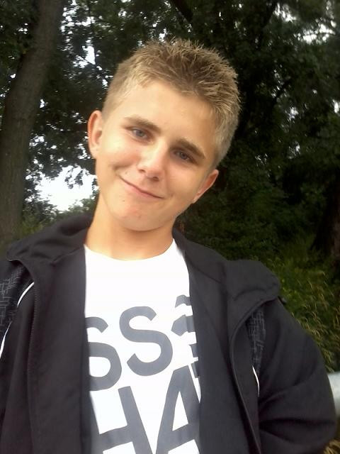 Sebastian:*