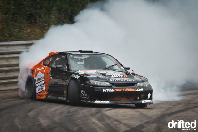 Smoking Skills - Phil Morrison