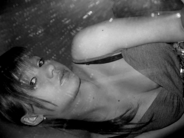 w choy stare.