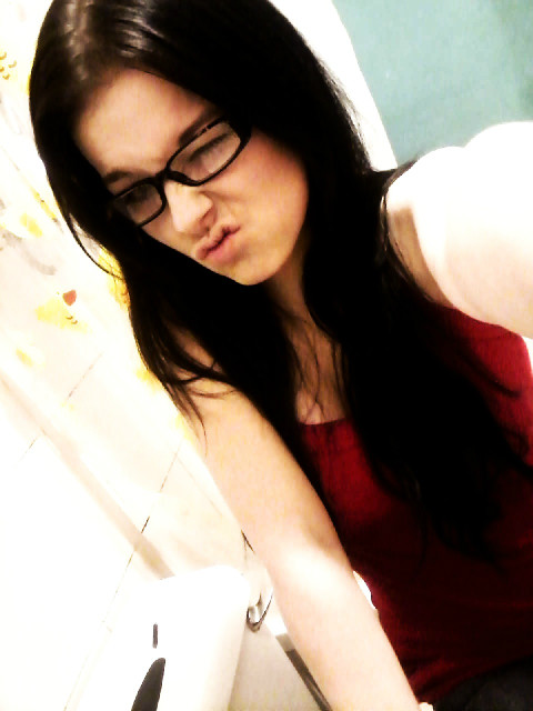 barbie whore .