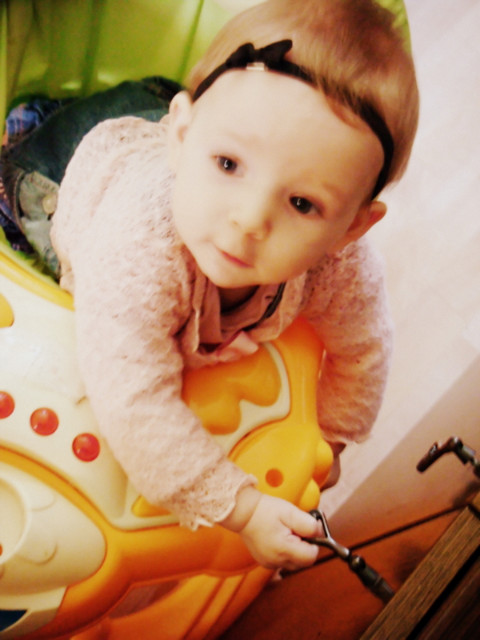 ciekawska;*