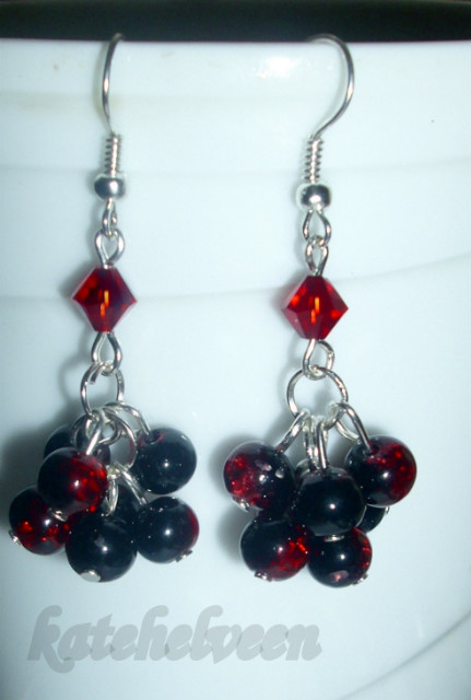 Grona 01 Red