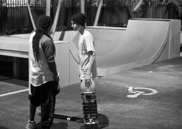 achr . ; D