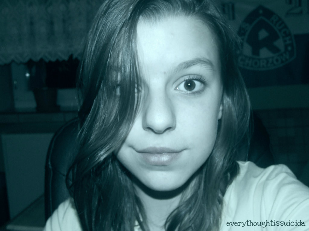 everythoughtissuicida.