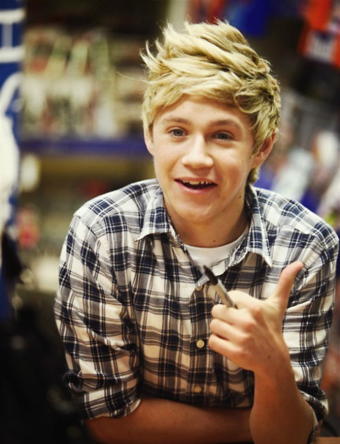 Niall xxx.