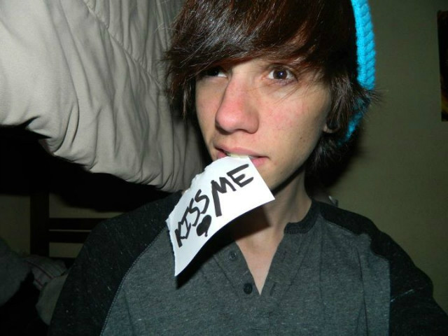 kissme. :33