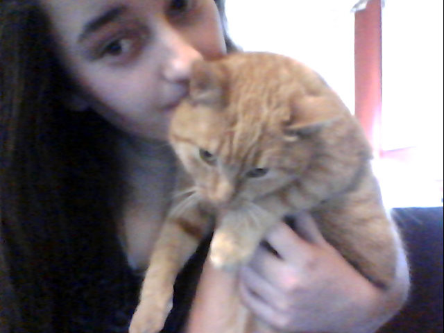 z kotkiem : *    mrr ; D 