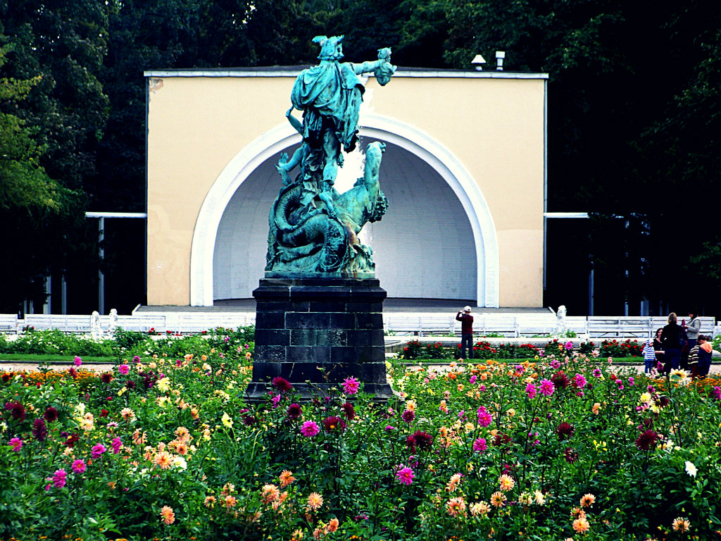 pomnik, palmiarnia Pozna