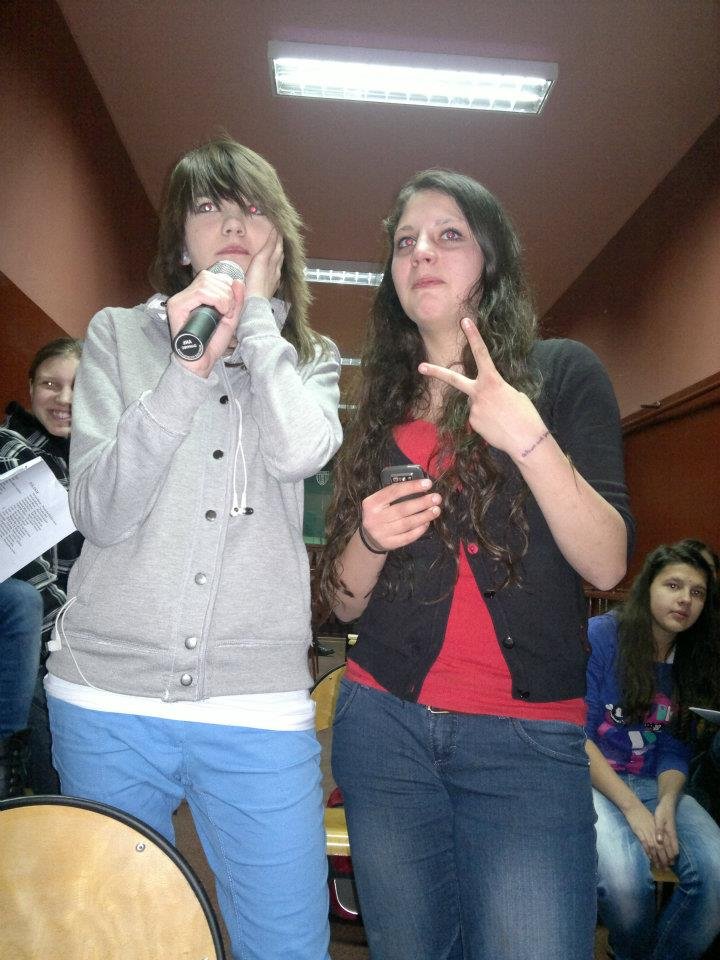 KARAOKE :3 xD 