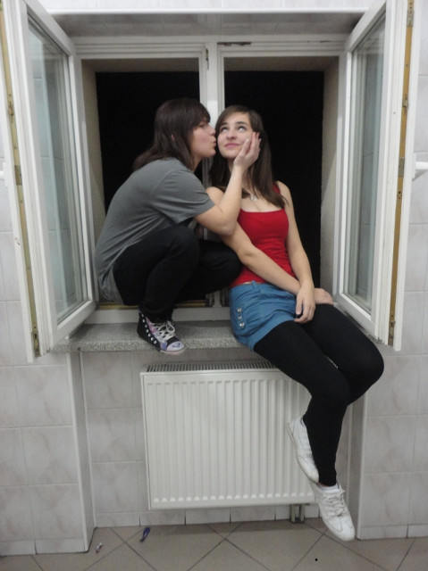 kochaj,tylko tyle. 