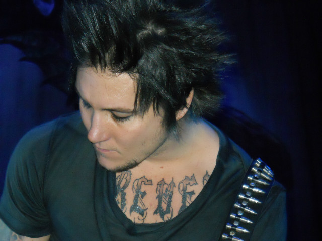 Synyster.   