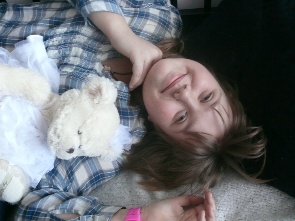 pizda ; *