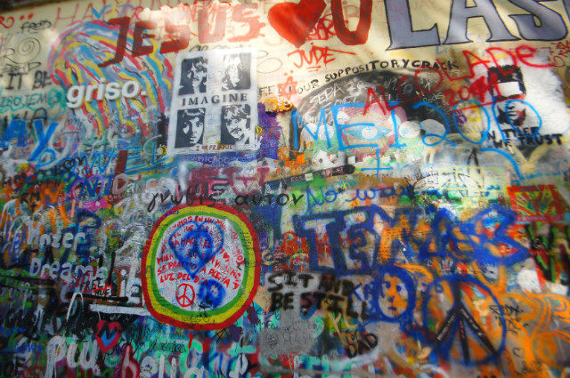 Wall of John Lennon - Prahe