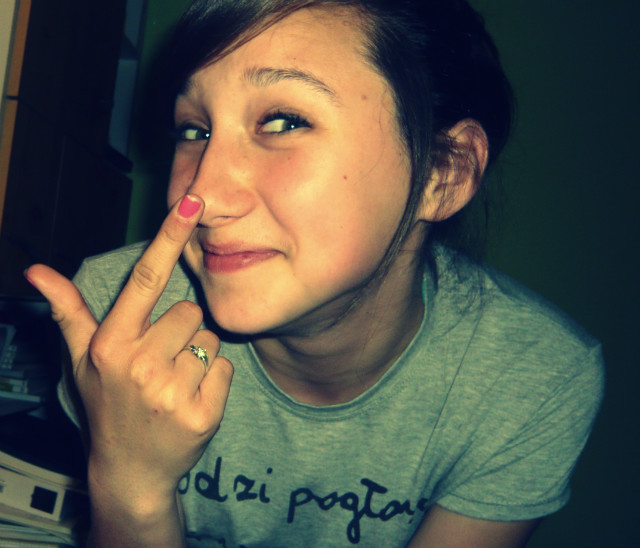 Andziaa ;**