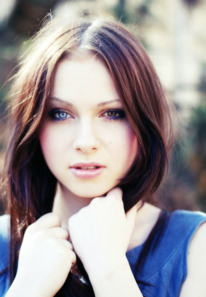 colored eyes