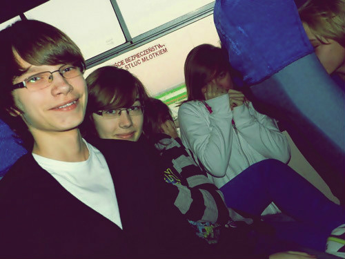 brak -,- ' '