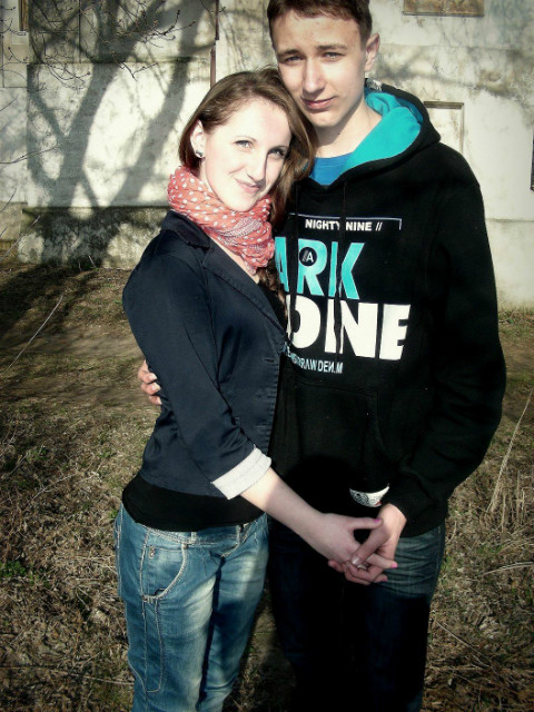 z Dawidem ; **
