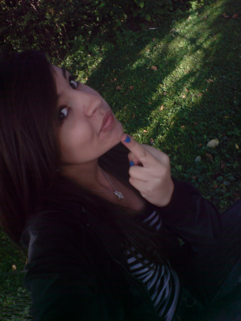 Nudy.; D