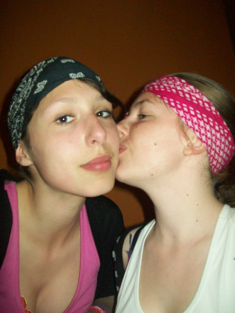 Z Olii'm < 33