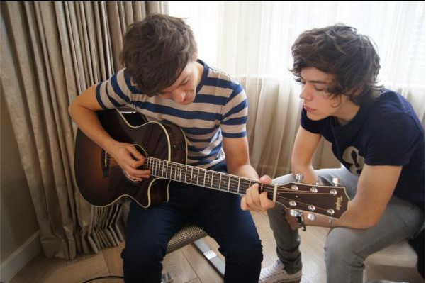 LARRY *.*
