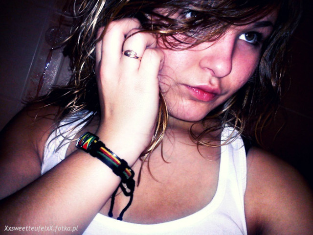 e y   m a  a ; * *