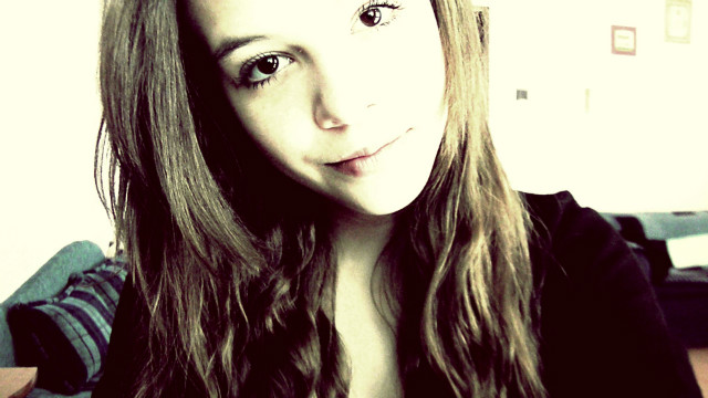 taki tam skrzywiony ryjek ;3
