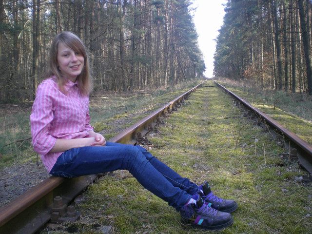 Original ; D . < 3