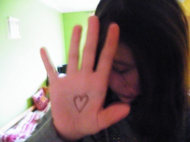 W u a m m < 33