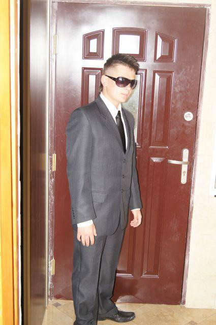 Dlaaa Nieej ; *