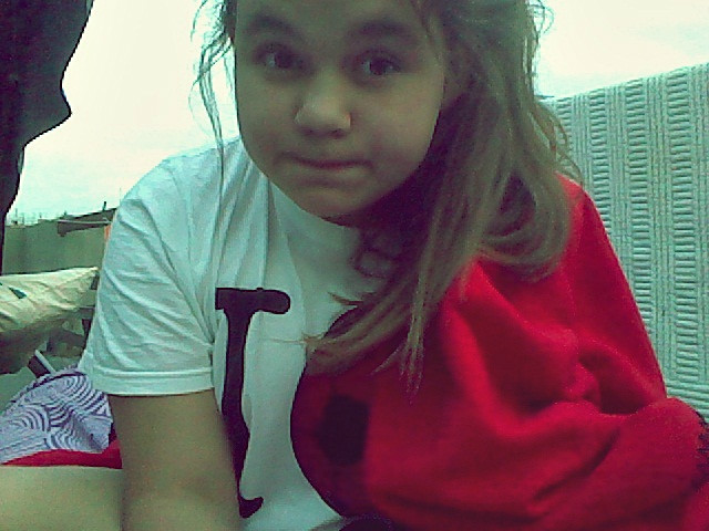 MOKRO >.