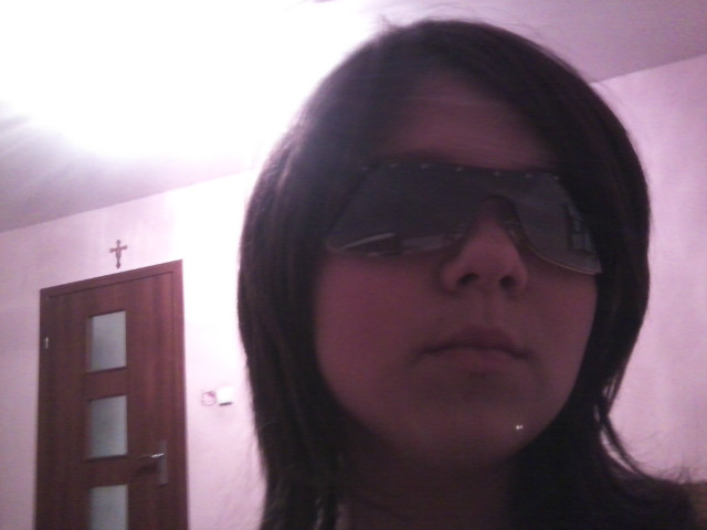 LOVE ME...