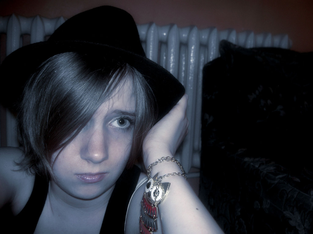 Noc.< 33