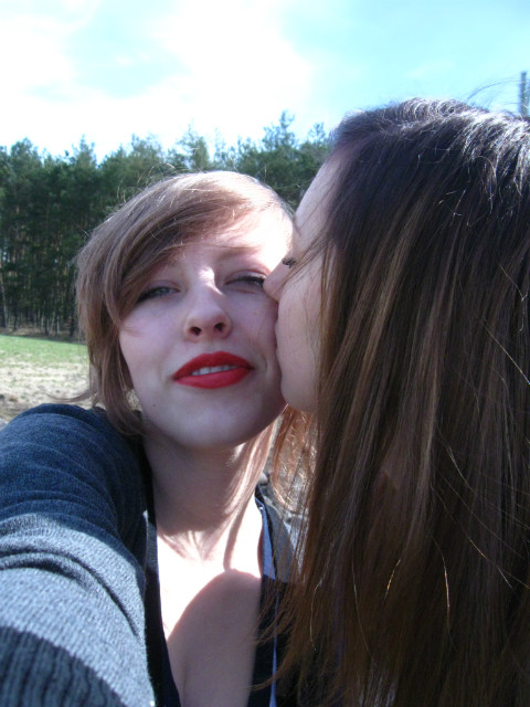 :*