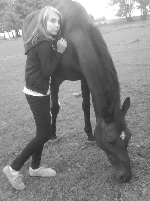 z Scheri ;**