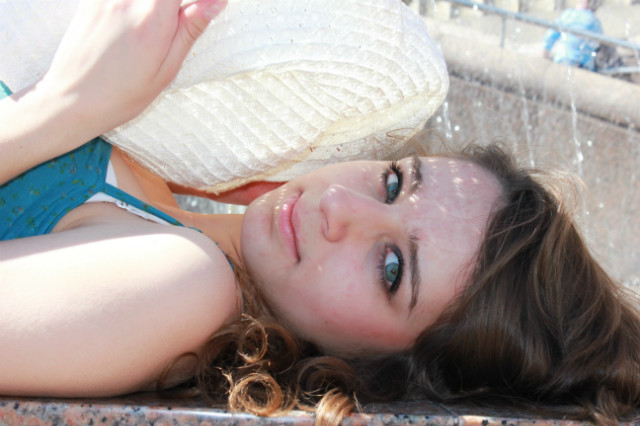 looking to my eyes...
