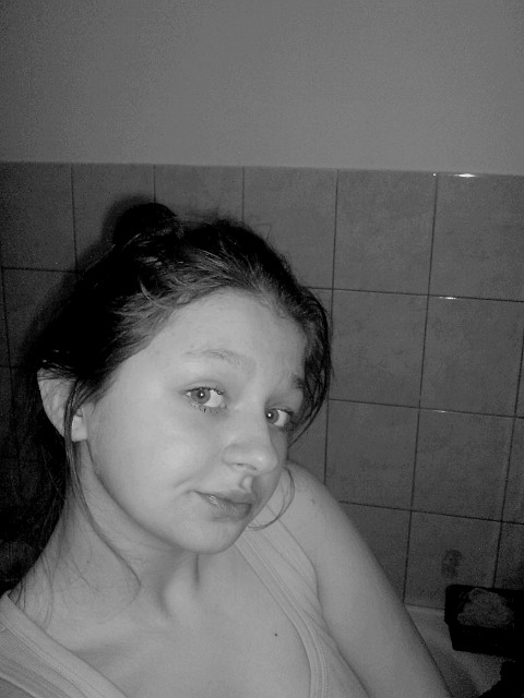 64. ciota < 3 