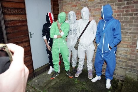 One Direction w kombinezonach ;D