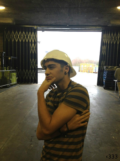 Zaynii .;d